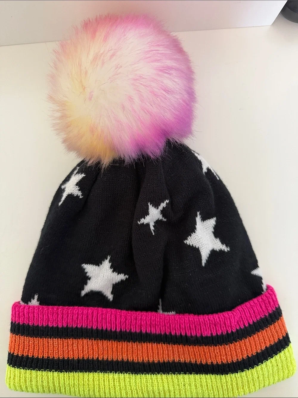 Kids Star Beanie w/ Pink Pom & Black Winter Gloves